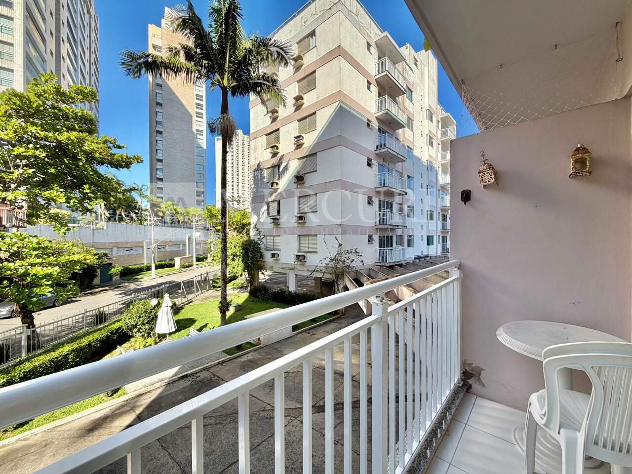 Apartamento à venda no Enseada: 