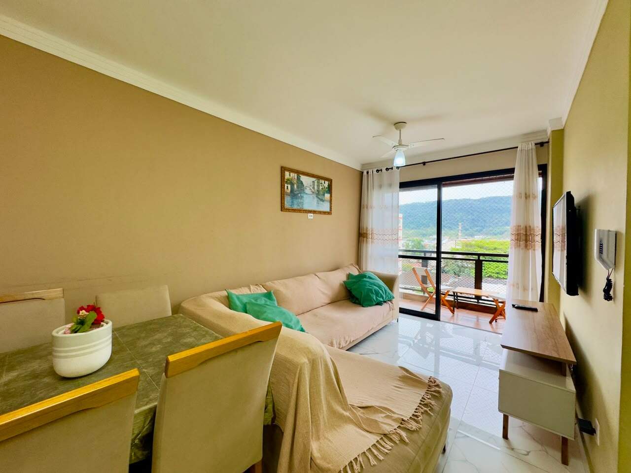 Apartamento à venda no Enseada: 