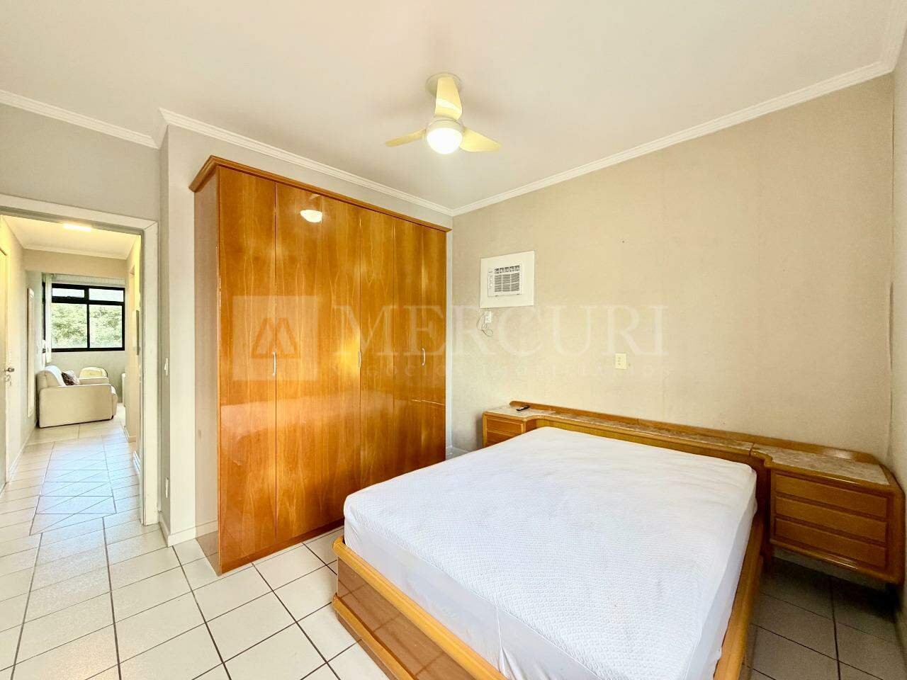 Apartamento à venda no Tombo: 
