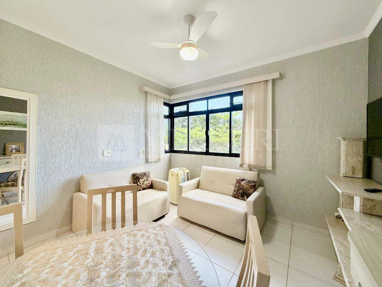 Apartamento à venda no Tombo: 
