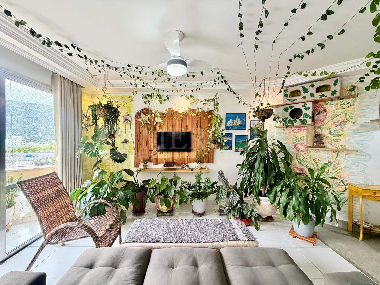 Apartamento à venda no Pitangueiras: 