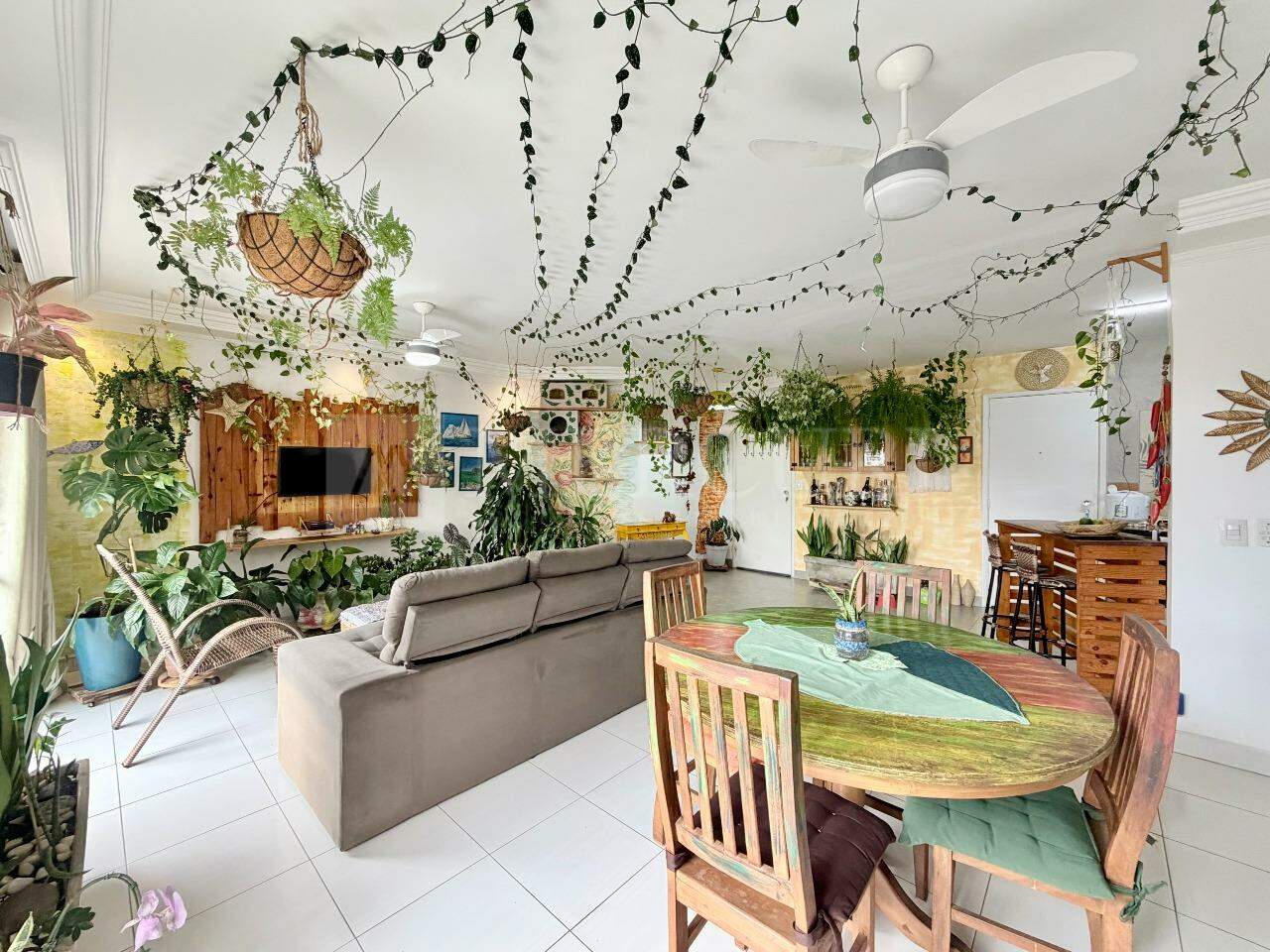 Apartamento à venda no Pitangueiras: 