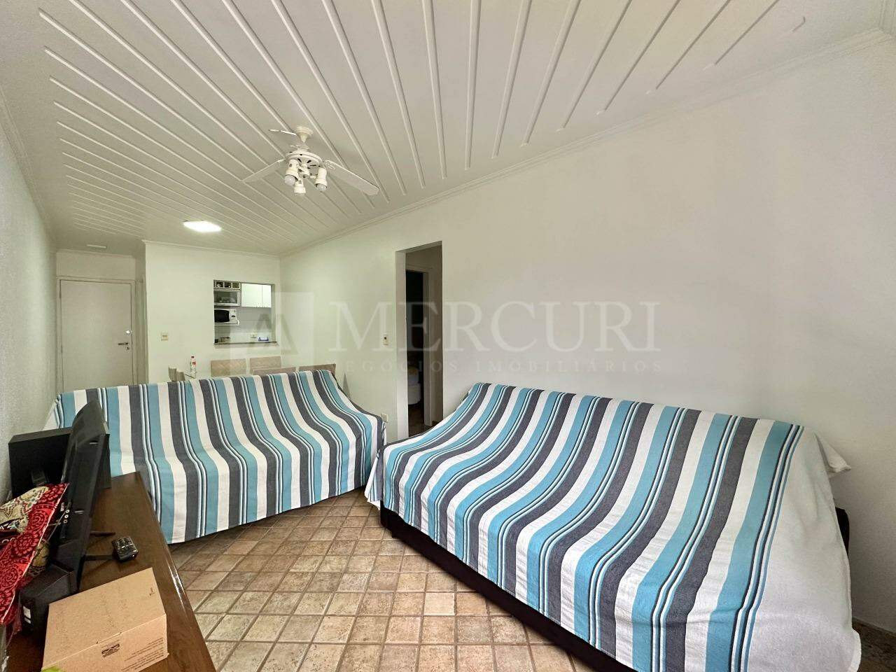 Apartamento à venda no Pitangueiras: 