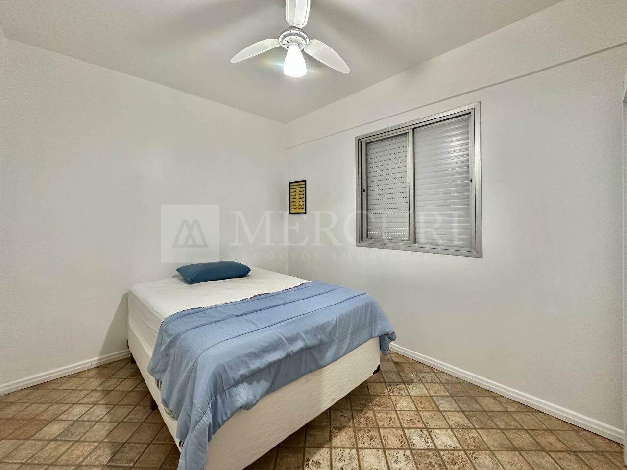 Apartamento à venda no Pitangueiras: 