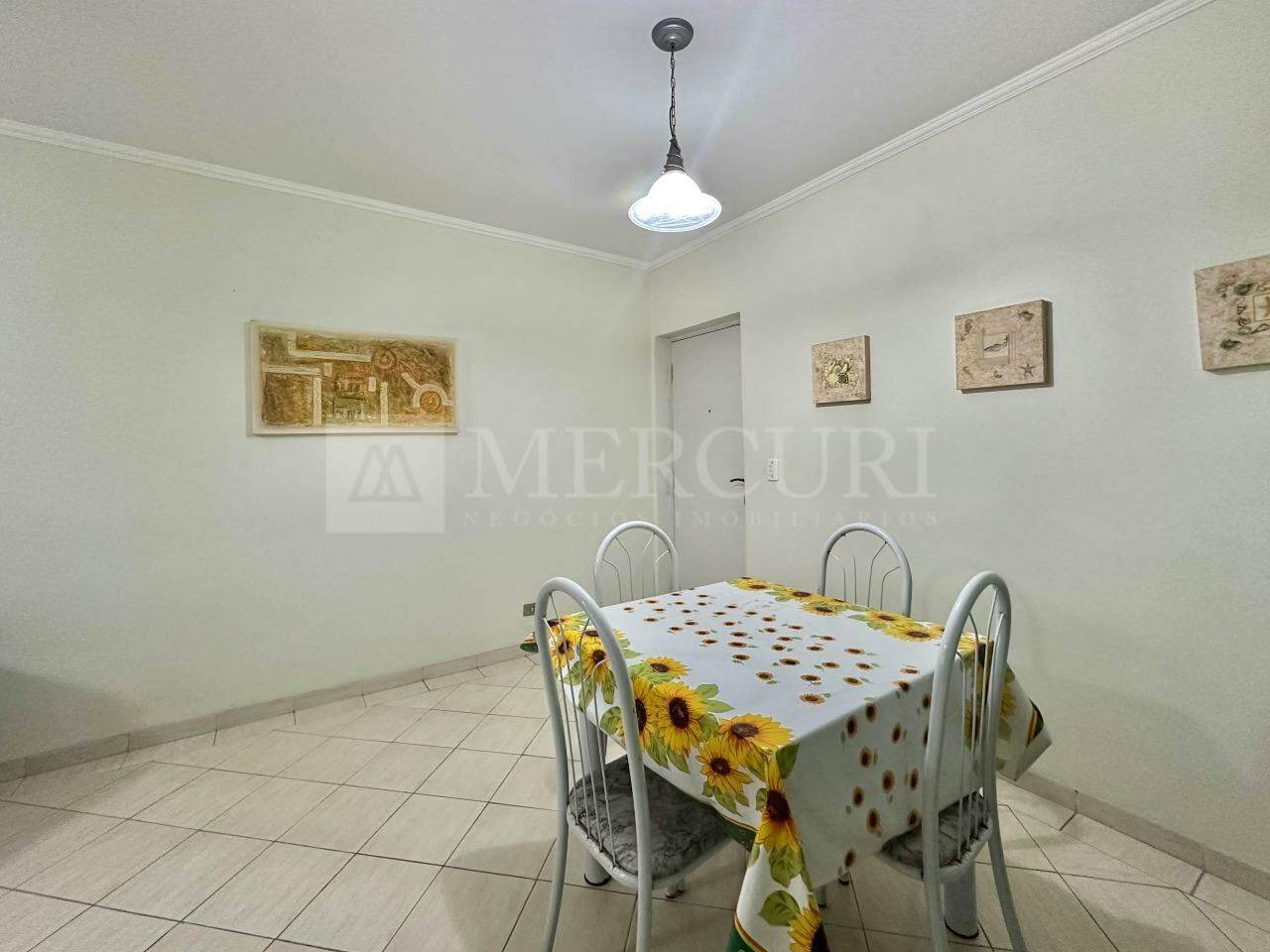 Apartamento à venda no Pitangueiras: 