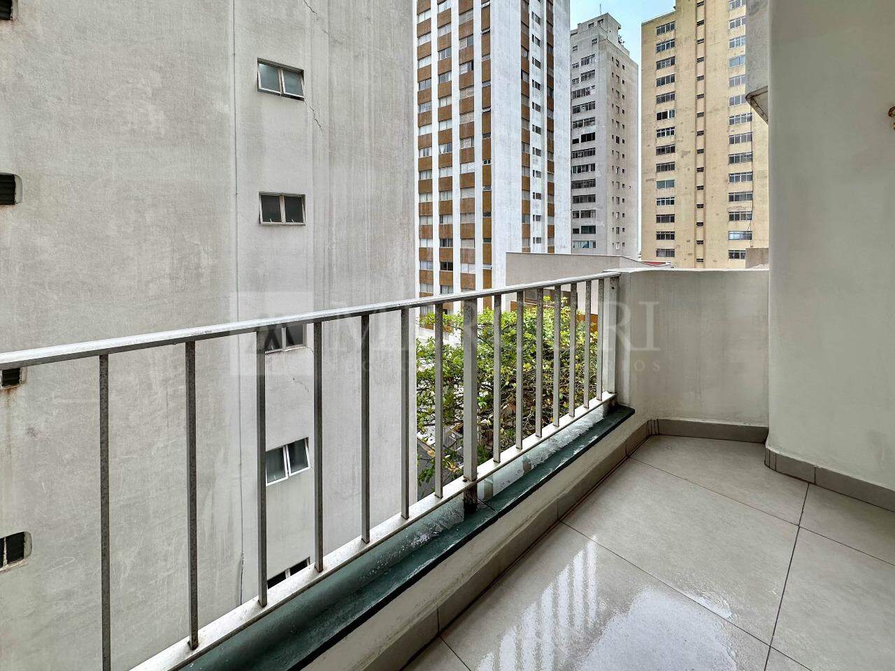 Apartamento à venda no Pitangueiras: 