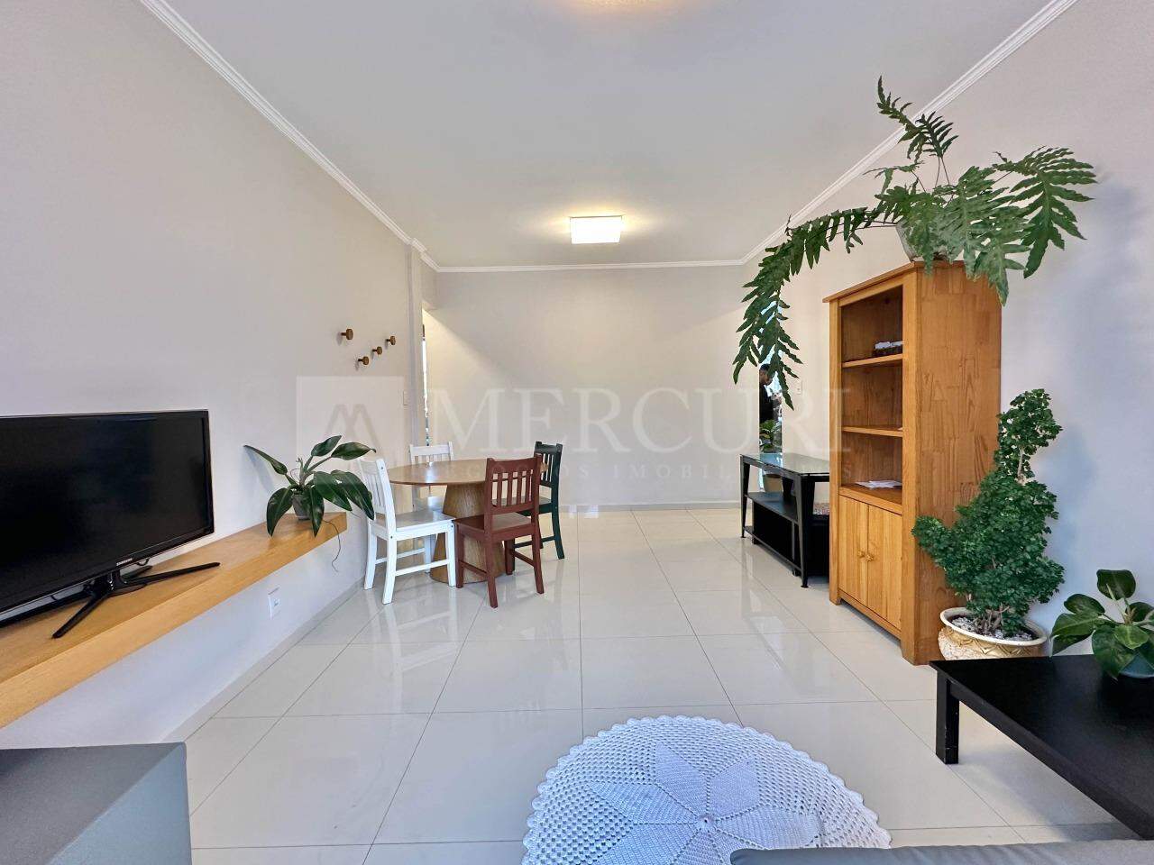 Apartamento à venda no Pitangueiras: 