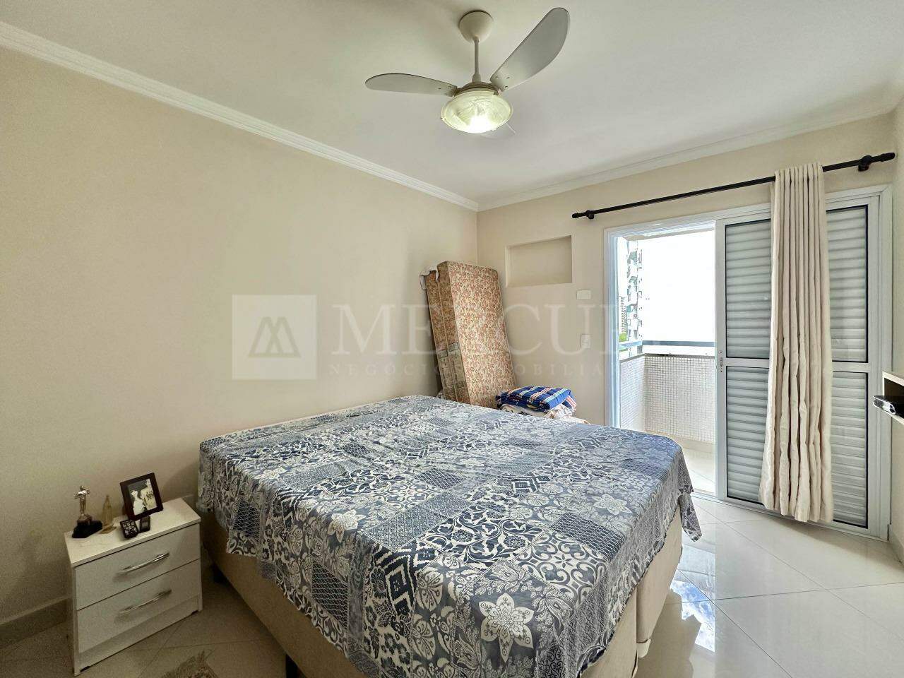 Apartamento à venda no Pitangueiras: 