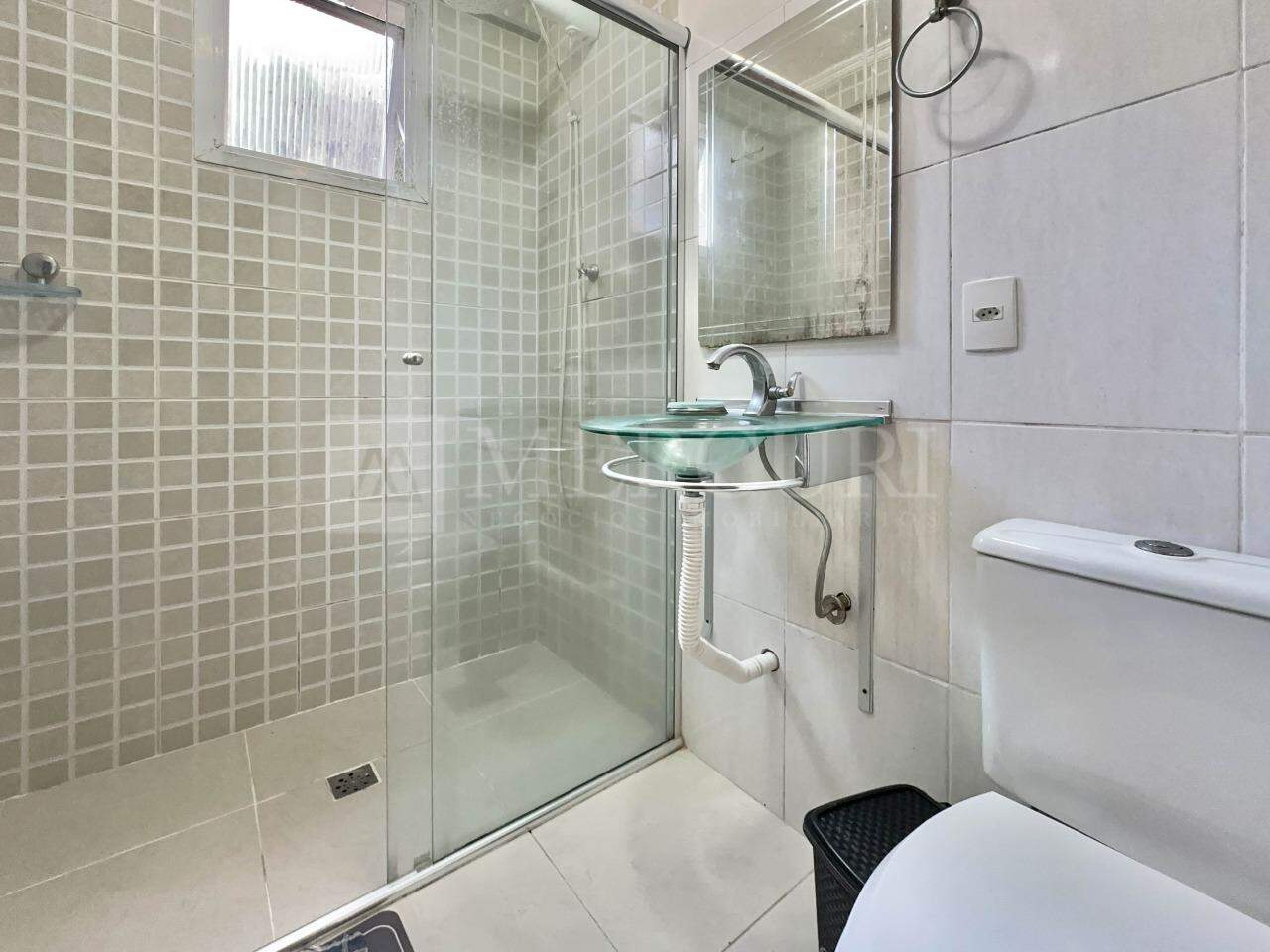 Apartamento à venda no Pitangueiras: 