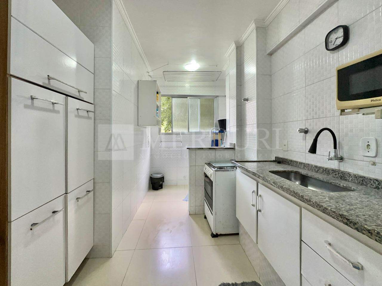 Apartamento à venda no Pitangueiras: 