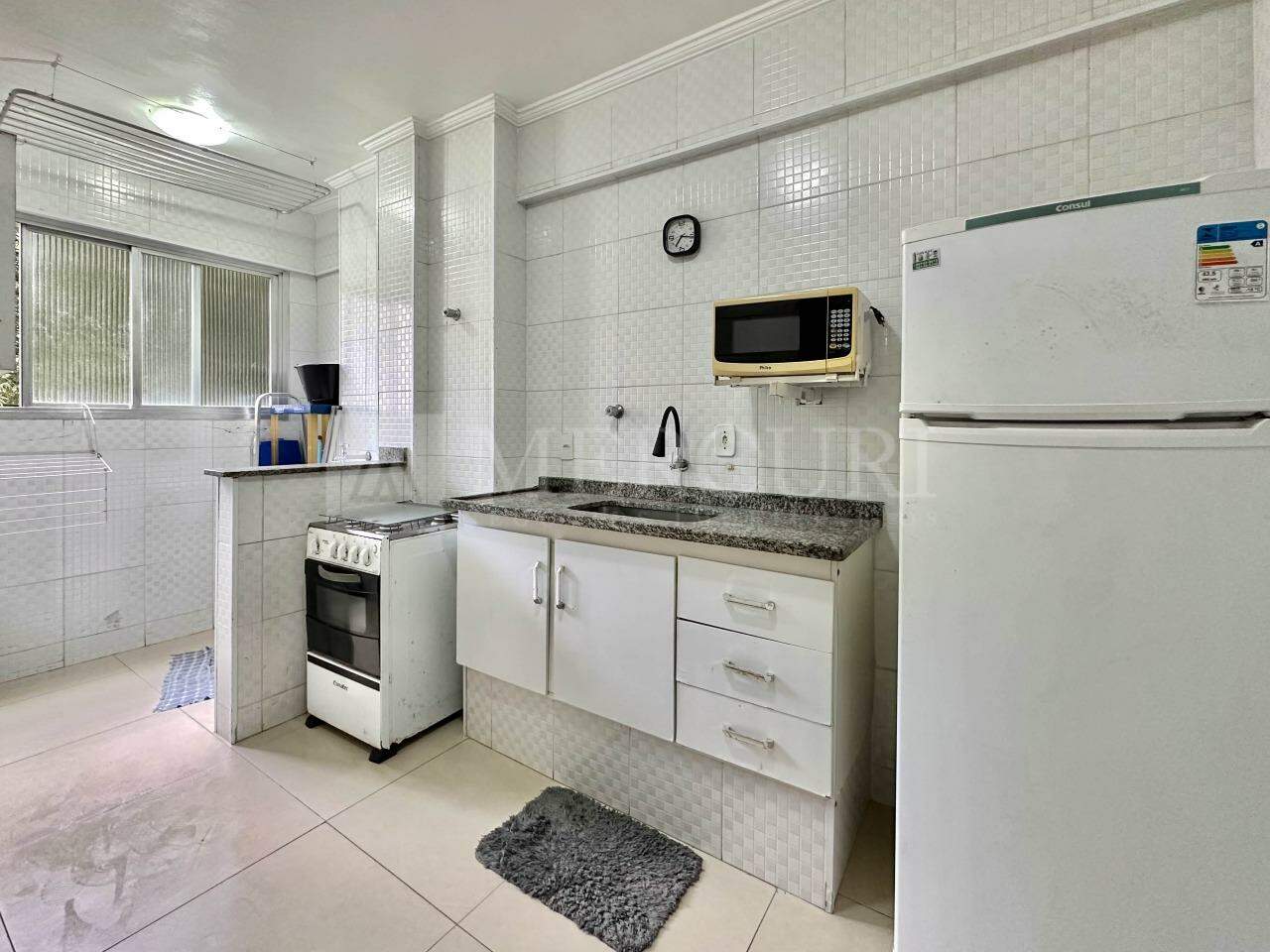 Apartamento à venda no Pitangueiras: 