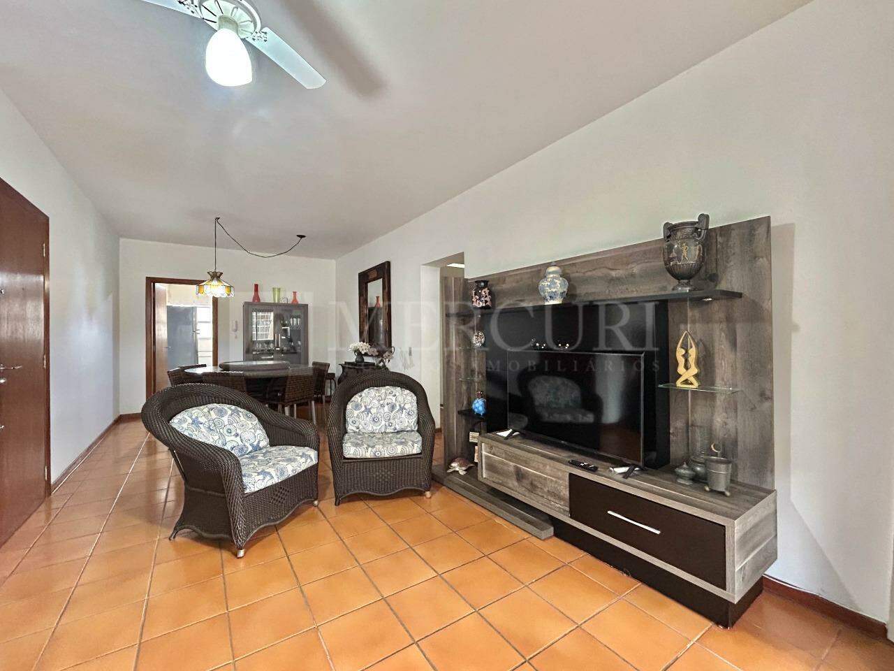 Apartamento à venda no Pitangueiras: 