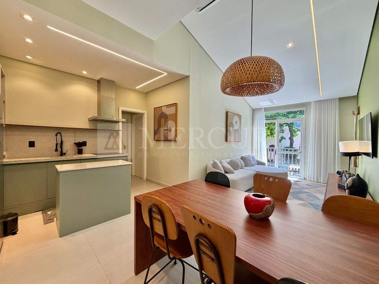 Apartamento à venda no Enseada: 