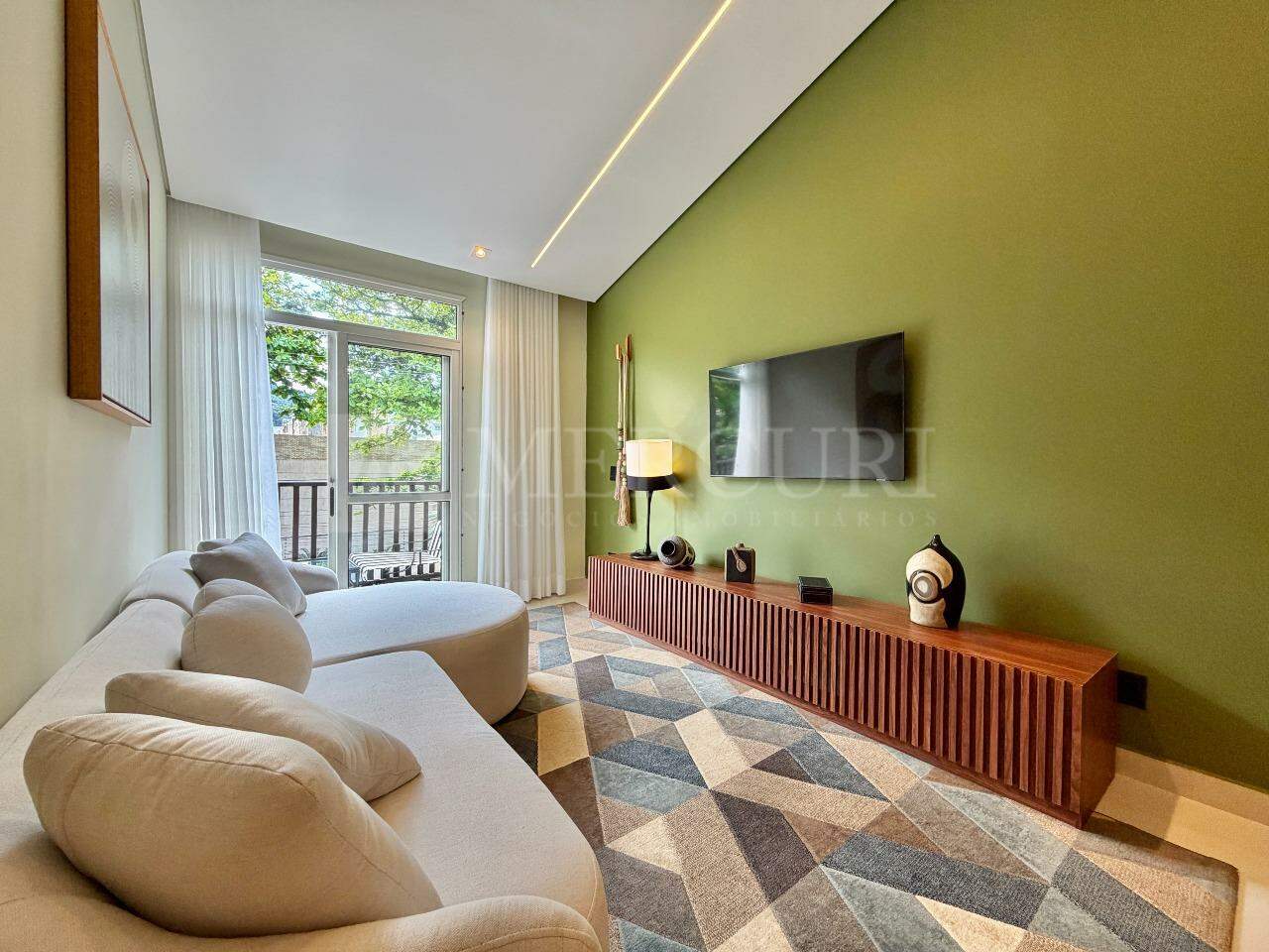 Apartamento à venda no Enseada: 