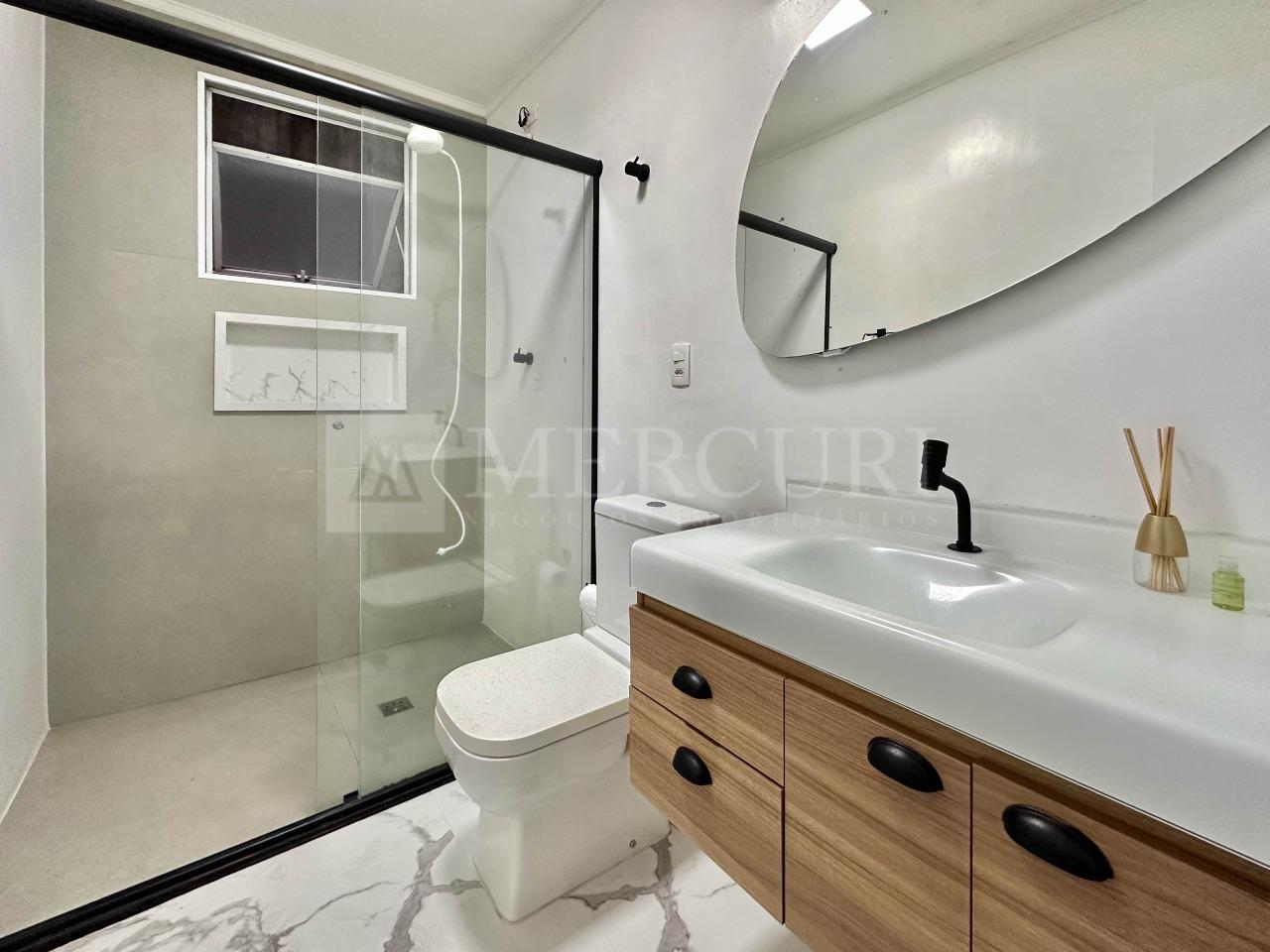 Apartamento à venda no Pitangueiras: 