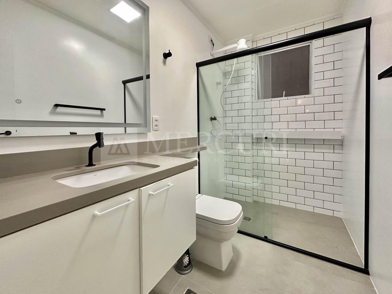 Apartamento à venda no Pitangueiras: 