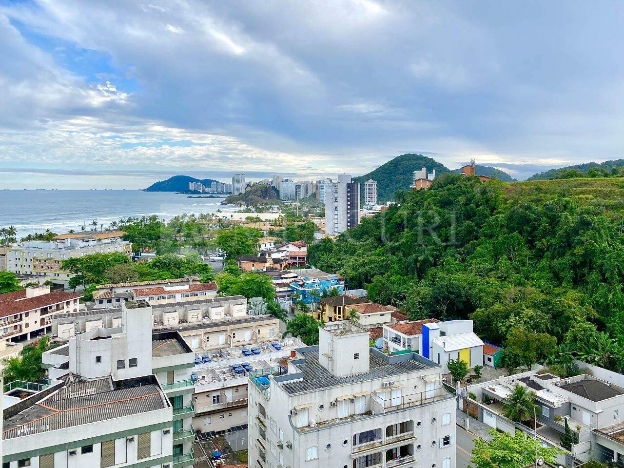 Apartamento à venda no Enseada: 