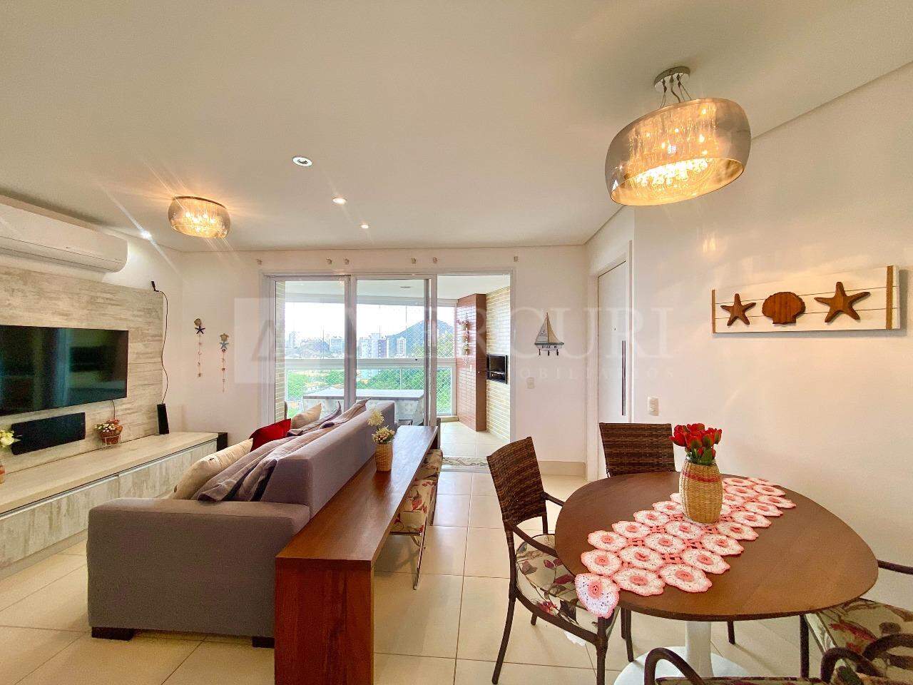 Apartamento à venda no Enseada: 