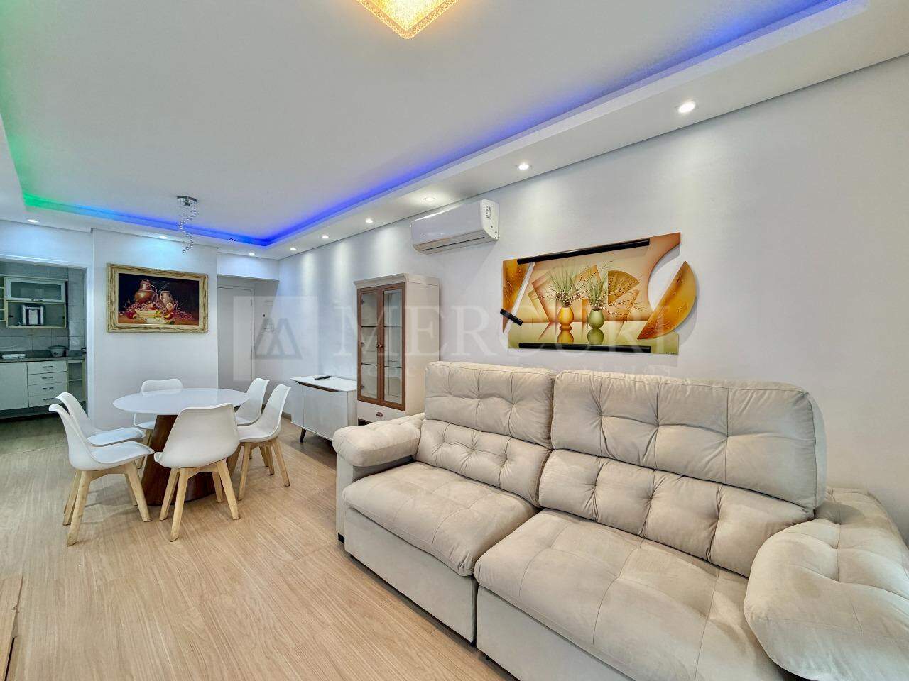 Apartamento à venda no Pitangueiras: 