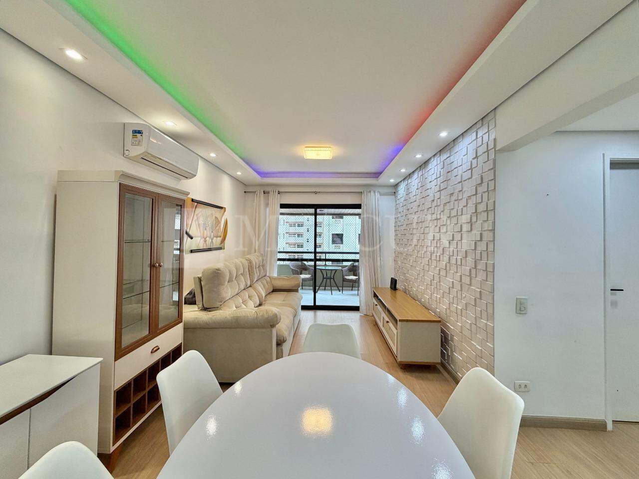 Apartamento à venda no Pitangueiras: 