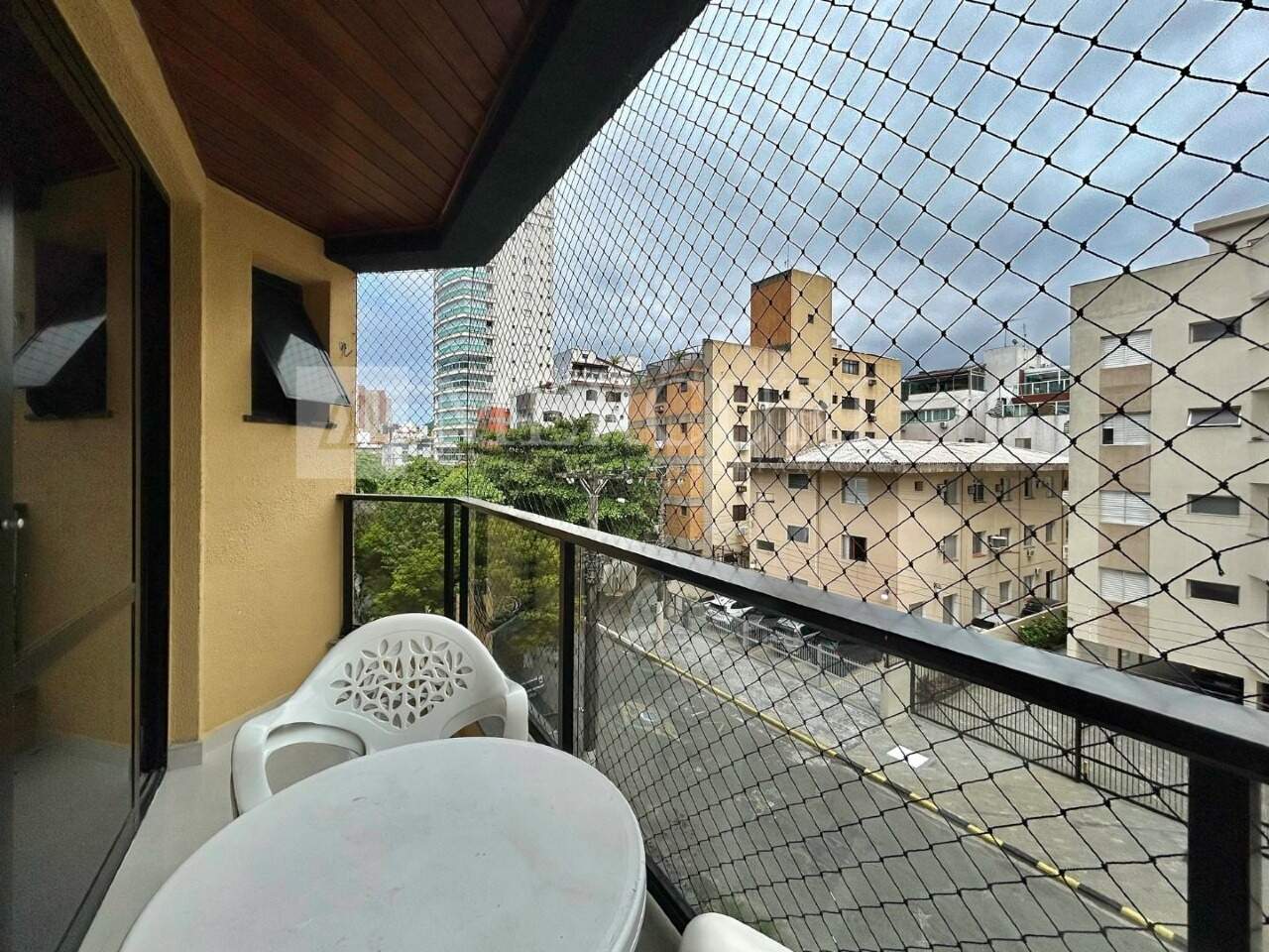 Apartamento à venda no Enseada: 