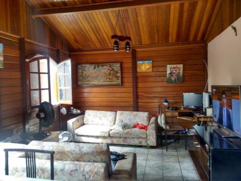 Casa à venda no Estancia de Embuarama: 