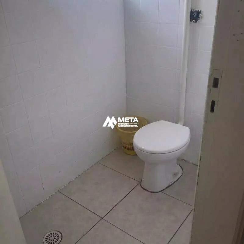 Sala para aluguel no Centro: 