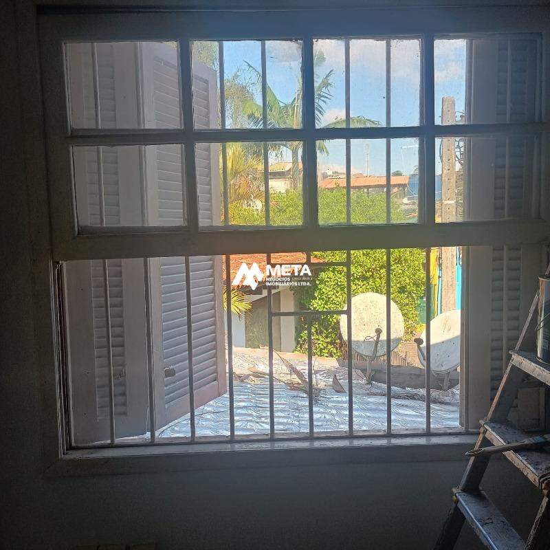 Sala para aluguel no Centro: 