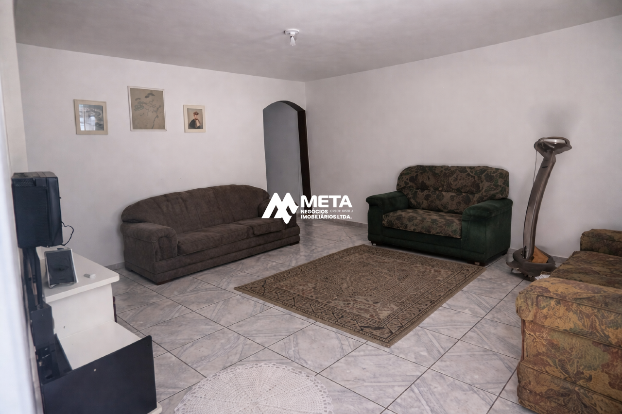 Casa à venda no Jardim Pinheirinho: 