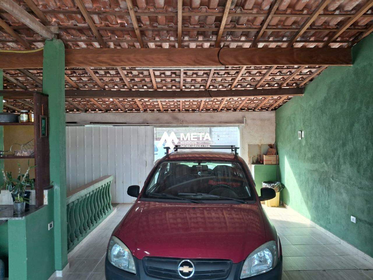 Casa à venda no Estancia de Embuarama: GARAGEM