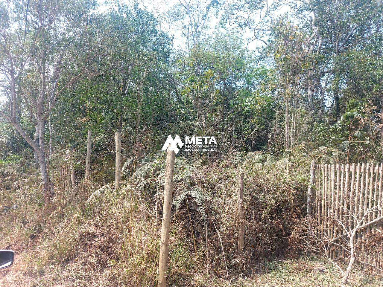 Terreno Padrão à venda no Caputera: 