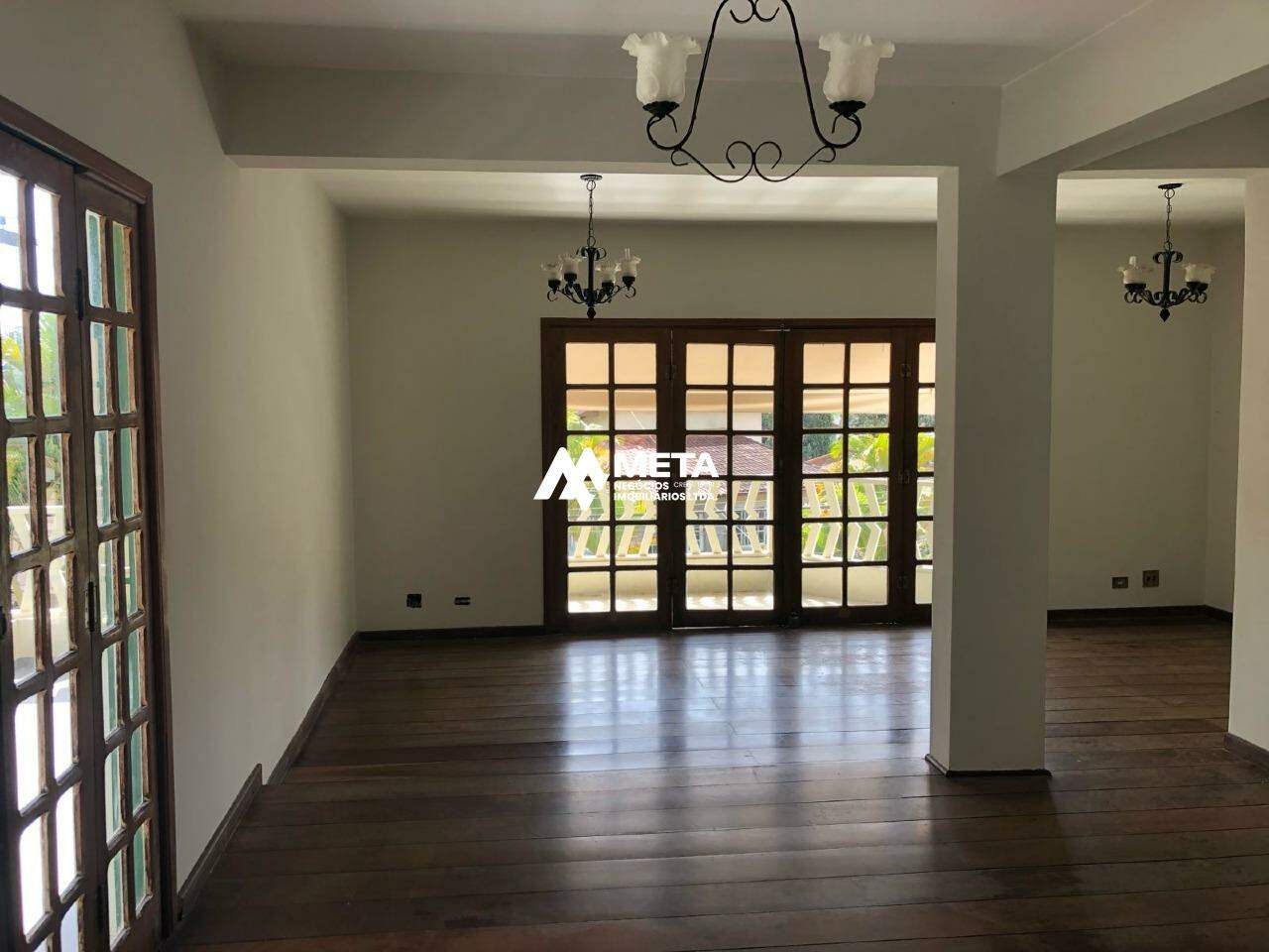Casa à venda no Chácara Pavoeiro: SALA