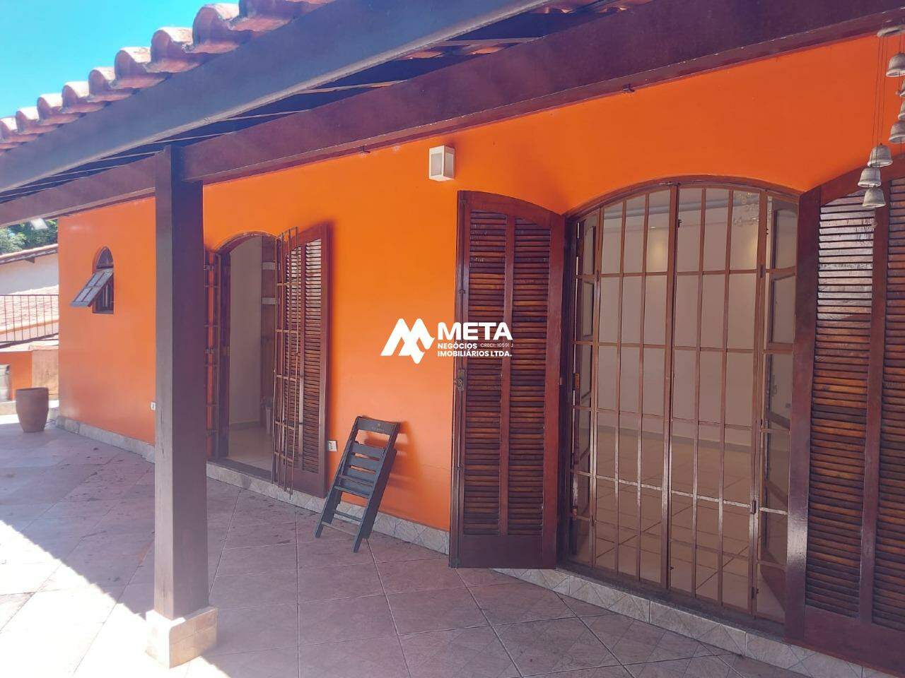 Casa à venda no Cercado Grande: Varanda