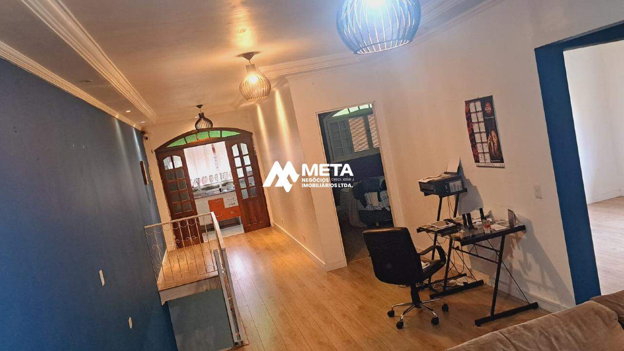 Casa à venda no Jardim Saint Moritz: Sala