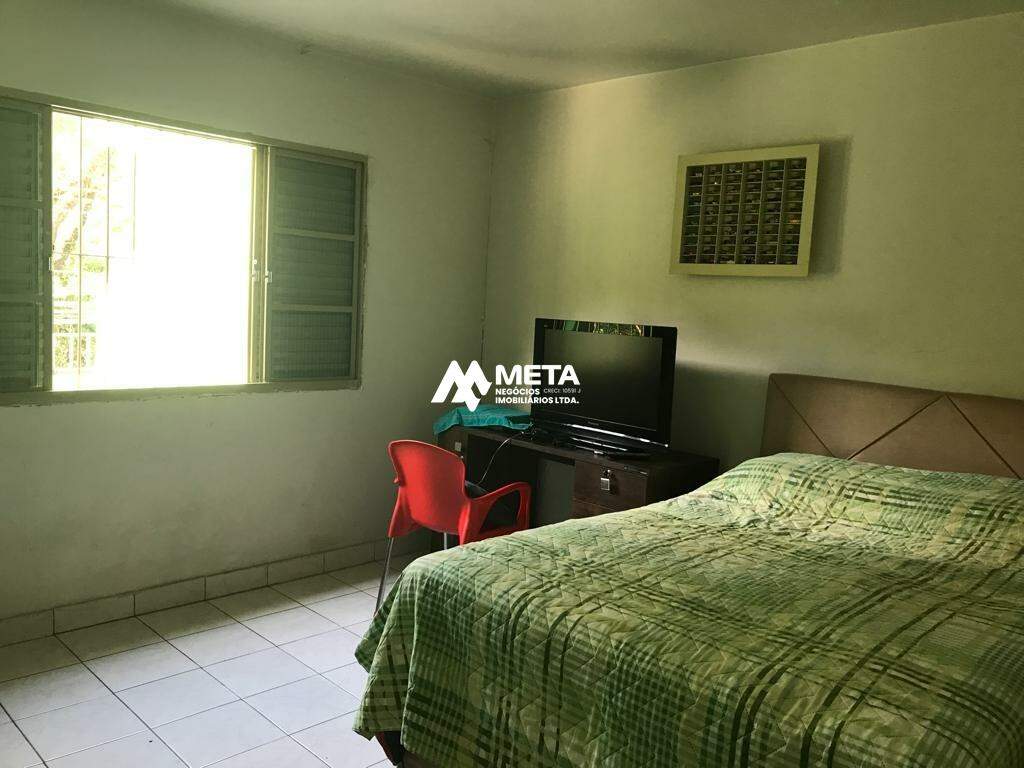 Casa à venda no Jardim Novo Embu: QUARTO 2