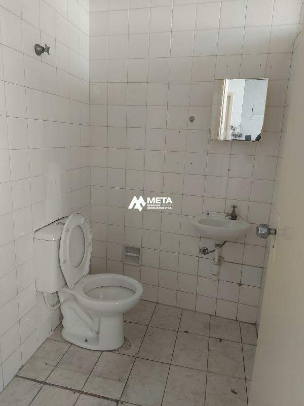 Comércio Casa comercial para aluguel no Jardim Taboão: 