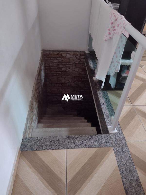 Casa à venda no Jardim Pinheirinho: 