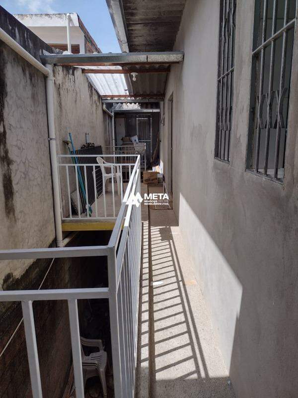 Casa à venda no Jardim Pinheirinho: 