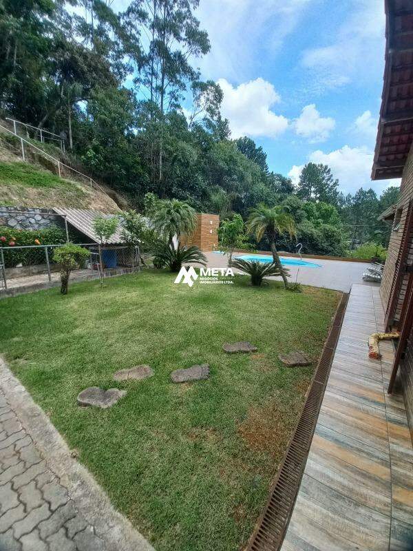 Chácara à venda no Jardim Itatiaia: 