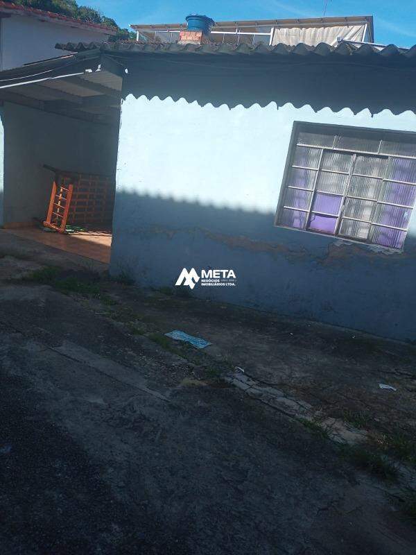 Casa à venda no Capuava: 