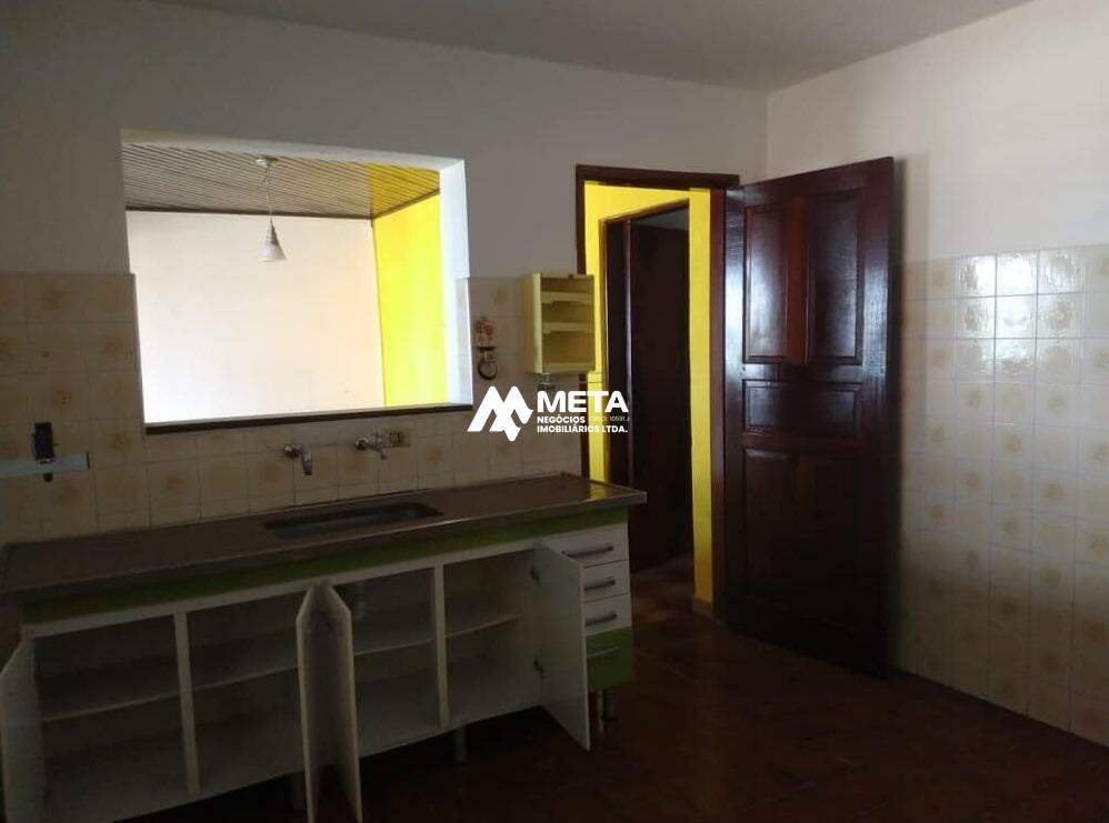 Casa à venda no Jardim de Lourdes: 