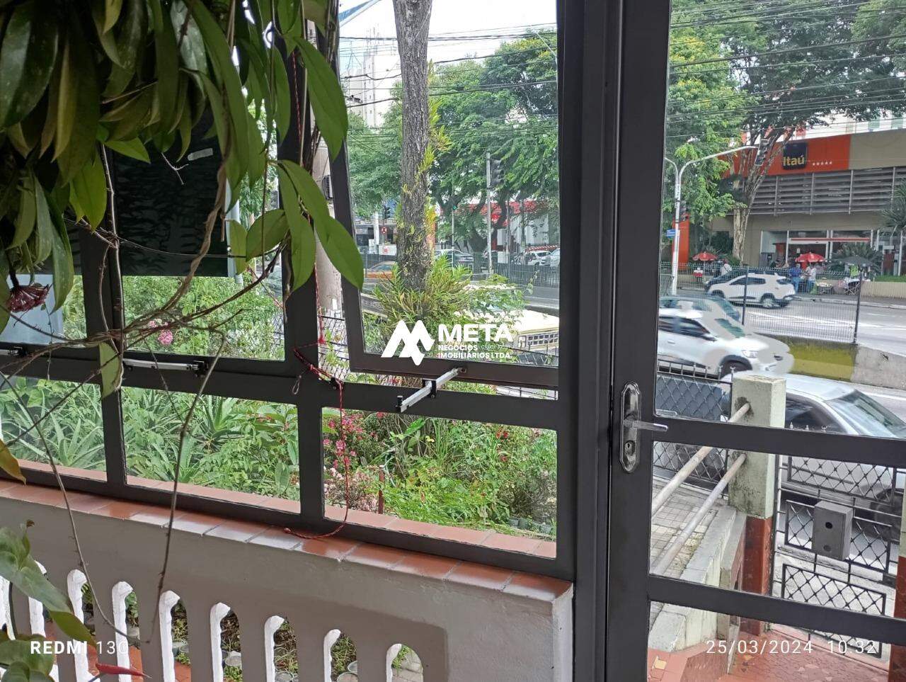 Casa à venda no Centro: 