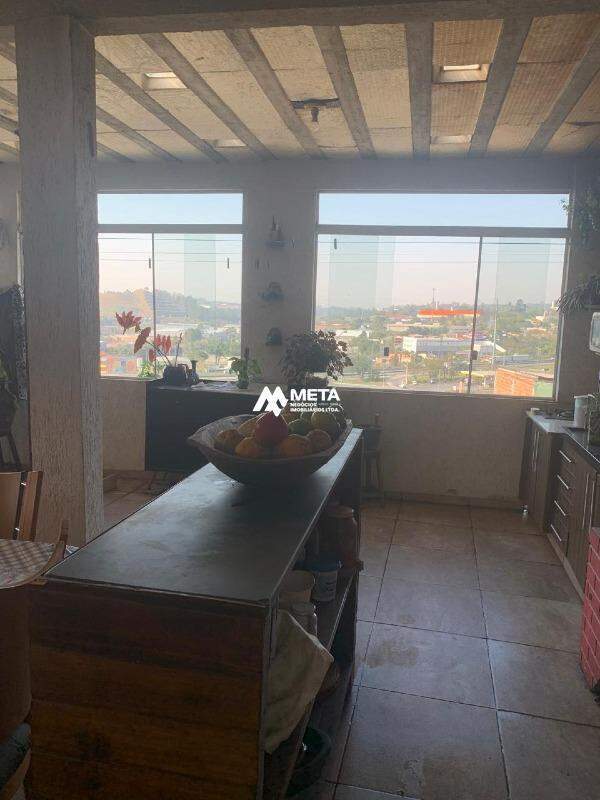 Casa à venda no Jardim de Lourdes: 