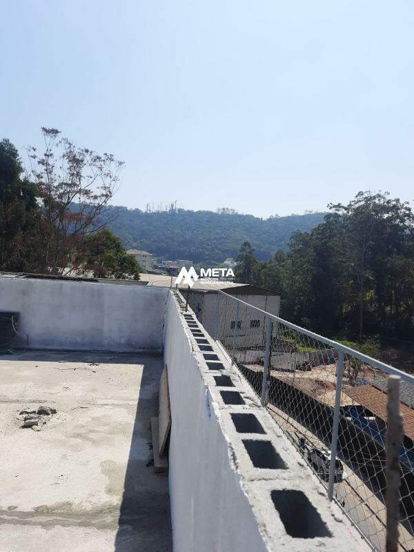 Prédio à venda no Cercado Grande: 