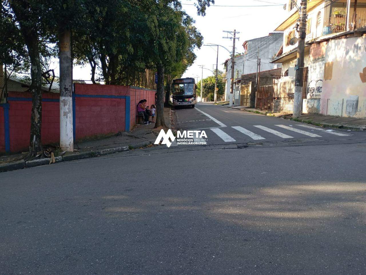 Salão para aluguel no Jardim Pinheirinho: 