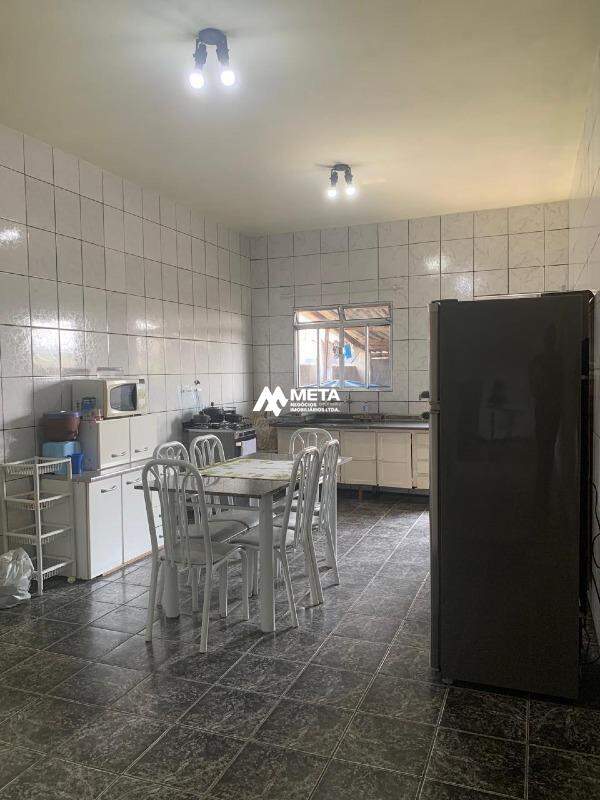 Casa à venda no Parque Luiza: 