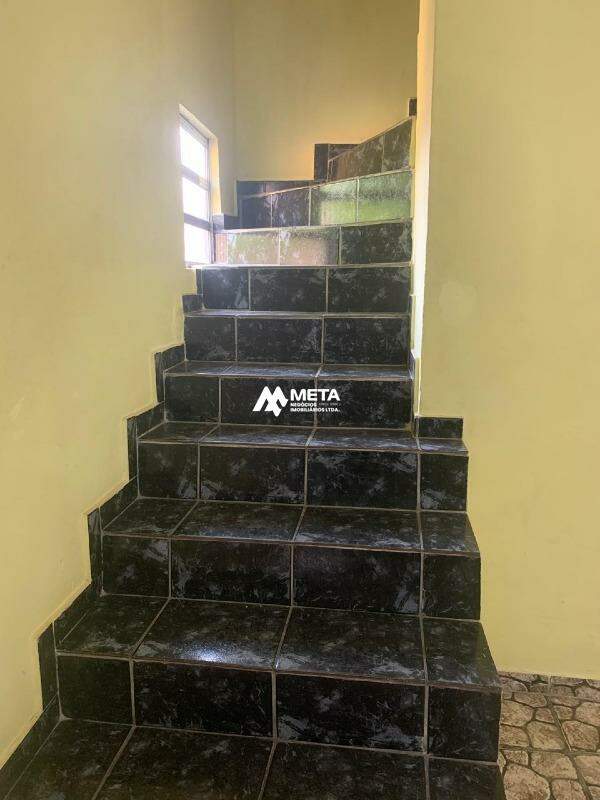 Casa à venda no Parque Luiza: 