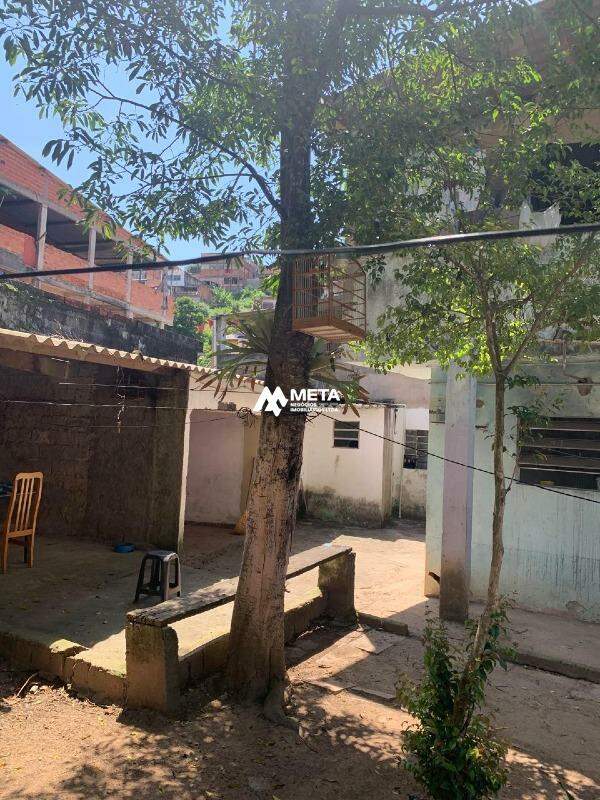 Casa à venda no Jardim Pinheirinho: 