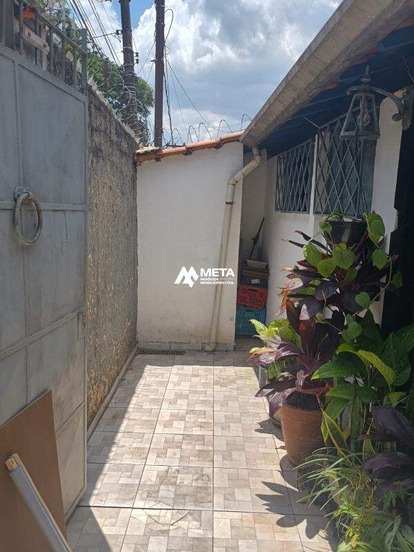 Casa à venda no Tingidor: 