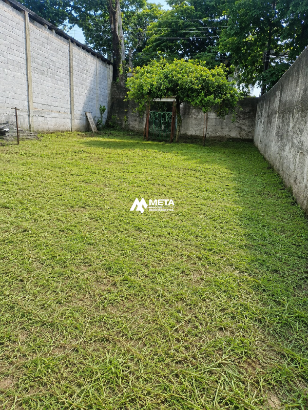 Terreno Padrão à venda no Centro: 